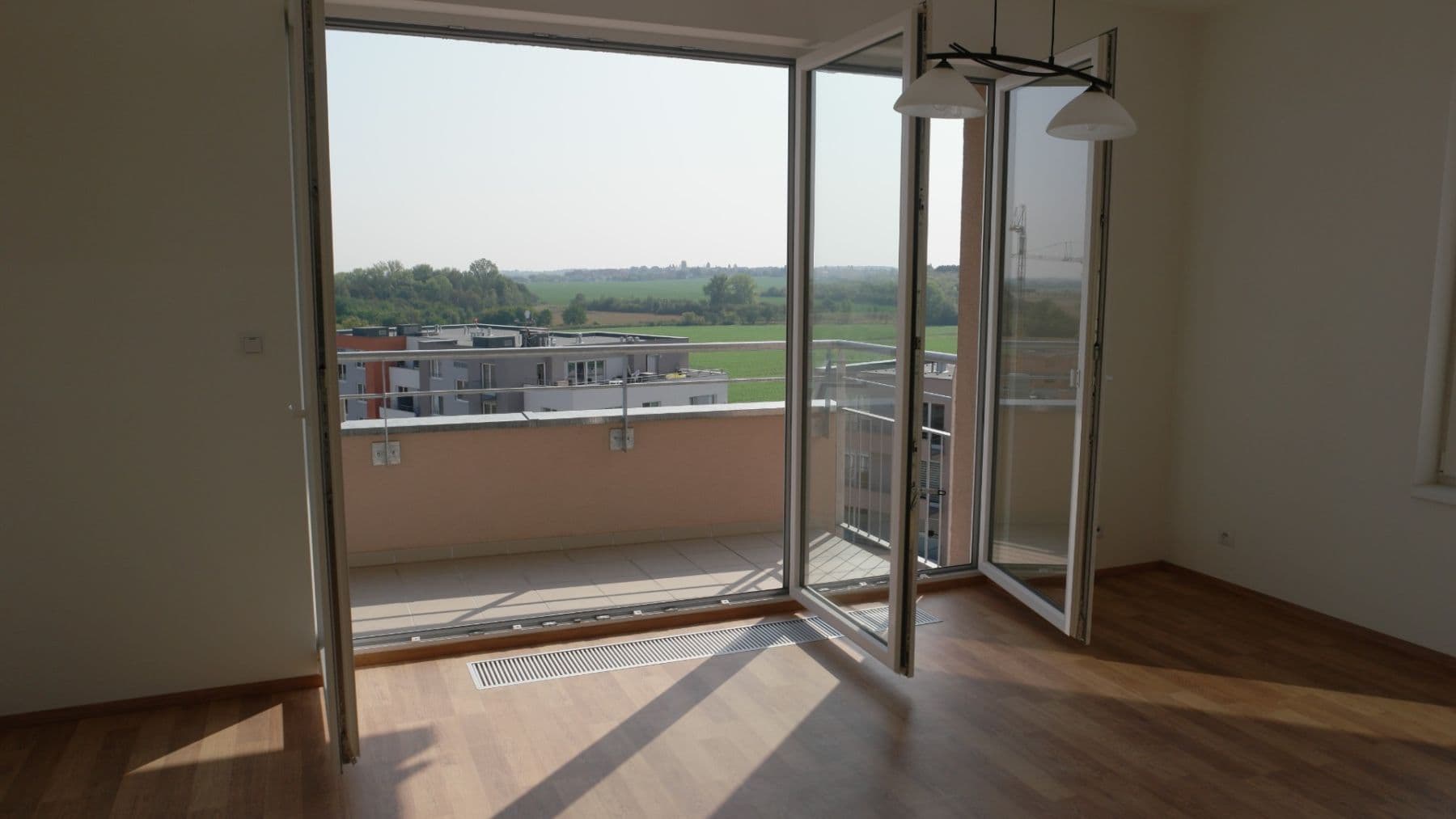 2 bedroom with open-plan kitchen flat to rent, 83 m², Kadečkové, Prague, Prague 2 bedroom with open-plan kitchen flat to rent, 83 m², Kadečkové, Prague, Prague
