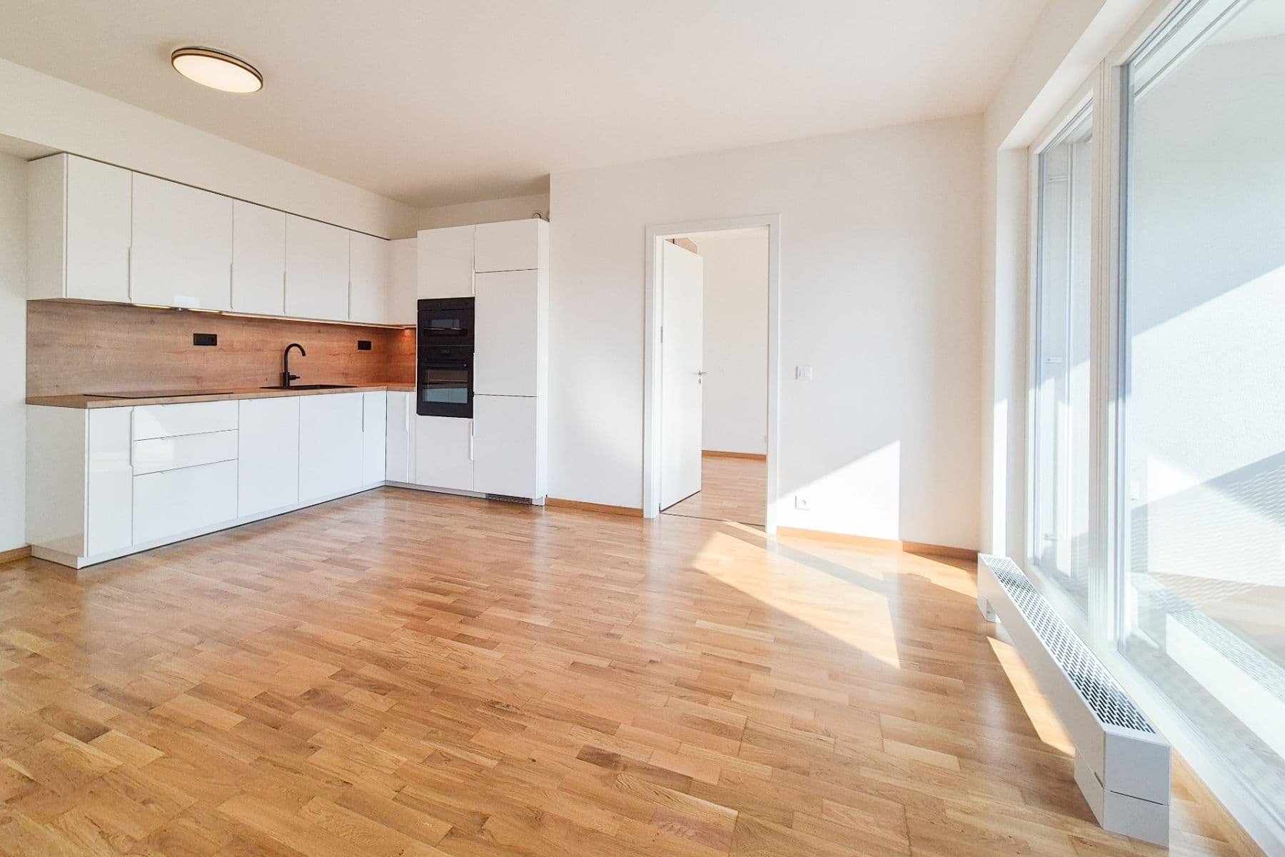 1 bedroom with open-plan kitchen flat to rent, 52 m², Kolmanova, Prague, Prague 1 bedroom with open-plan kitchen flat to rent, 52 m², Kolmanova, Prague, Prague