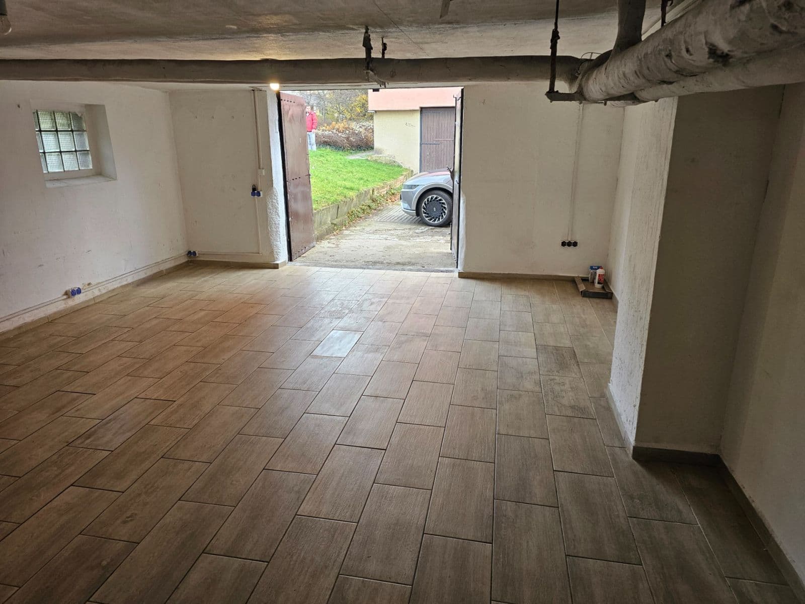 non-residential property to rent, 40 m², Sadská, Prague, Prague non-residential property to rent, 40 m², Sadská, Prague, Prague