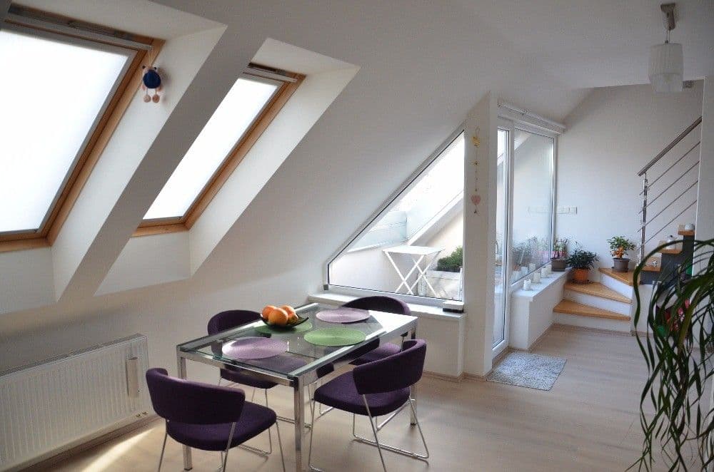 1 bedroom with open-plan kitchen flat to rent, 54 m², Kounicova, Brno, Jihomoravský Region 1 bedroom with open-plan kitchen flat to rent, 54 m², Kounicova, Brno, Jihomoravský Region