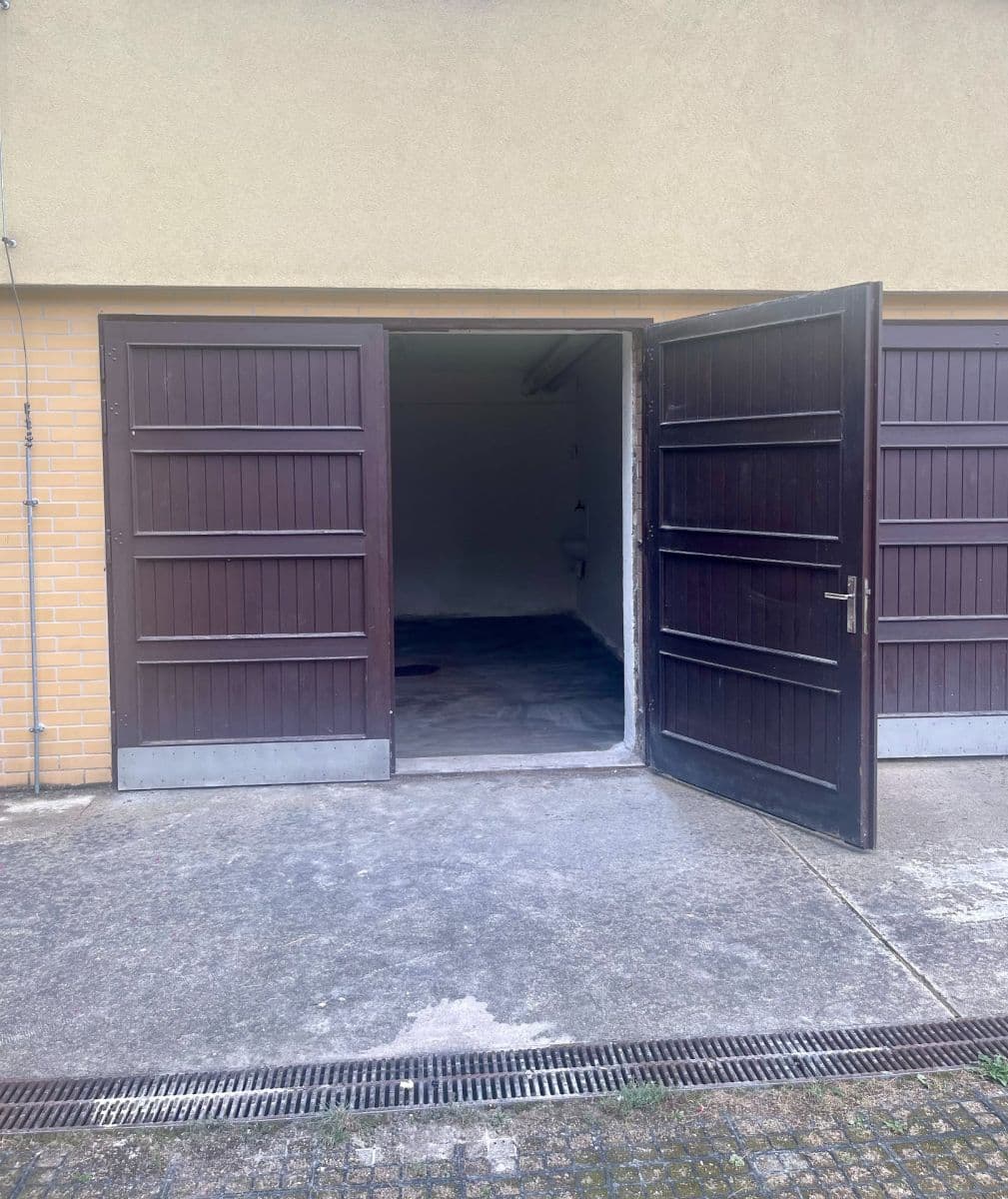 garage to rent, 21 m², Terronská, Prague, Prague garage to rent, 21 m², Terronská, Prague, Prague