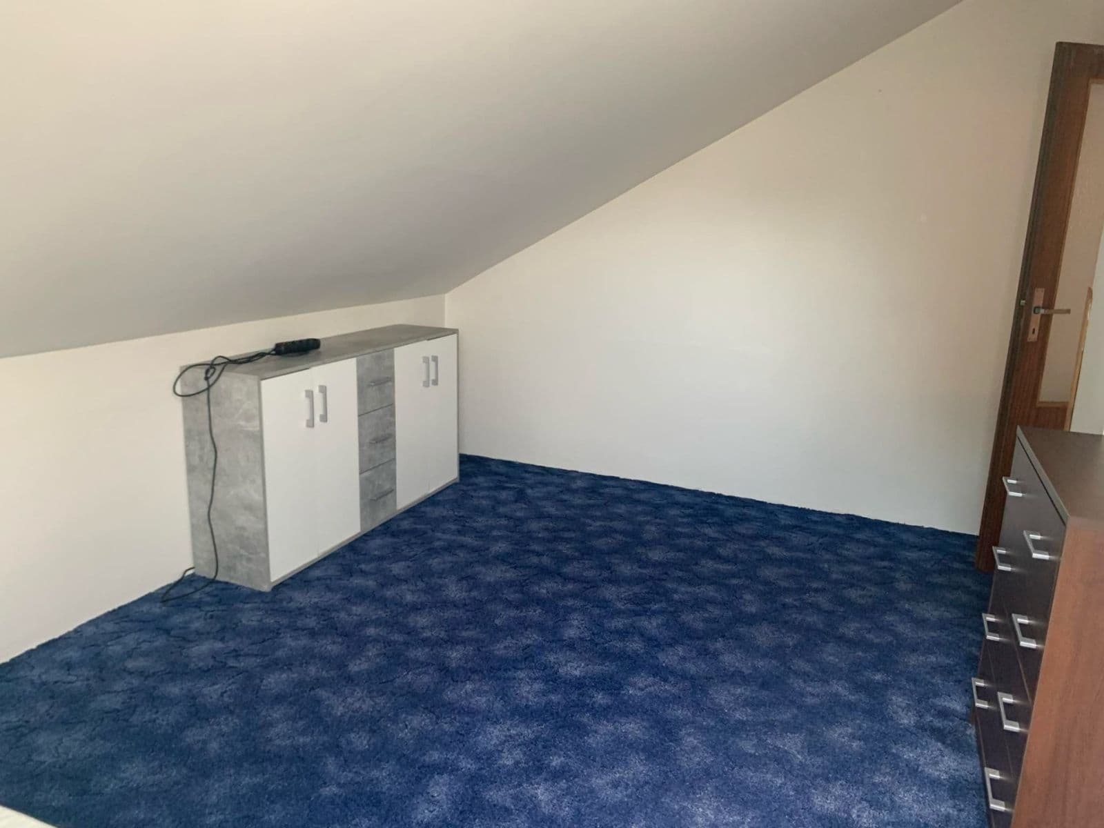 2 bedroom with open-plan kitchen flat to rent, 75 m², Na Vaňhově, Prague, Prague 2 bedroom with open-plan kitchen flat to rent, 75 m², Na Vaňhově, Prague, Prague