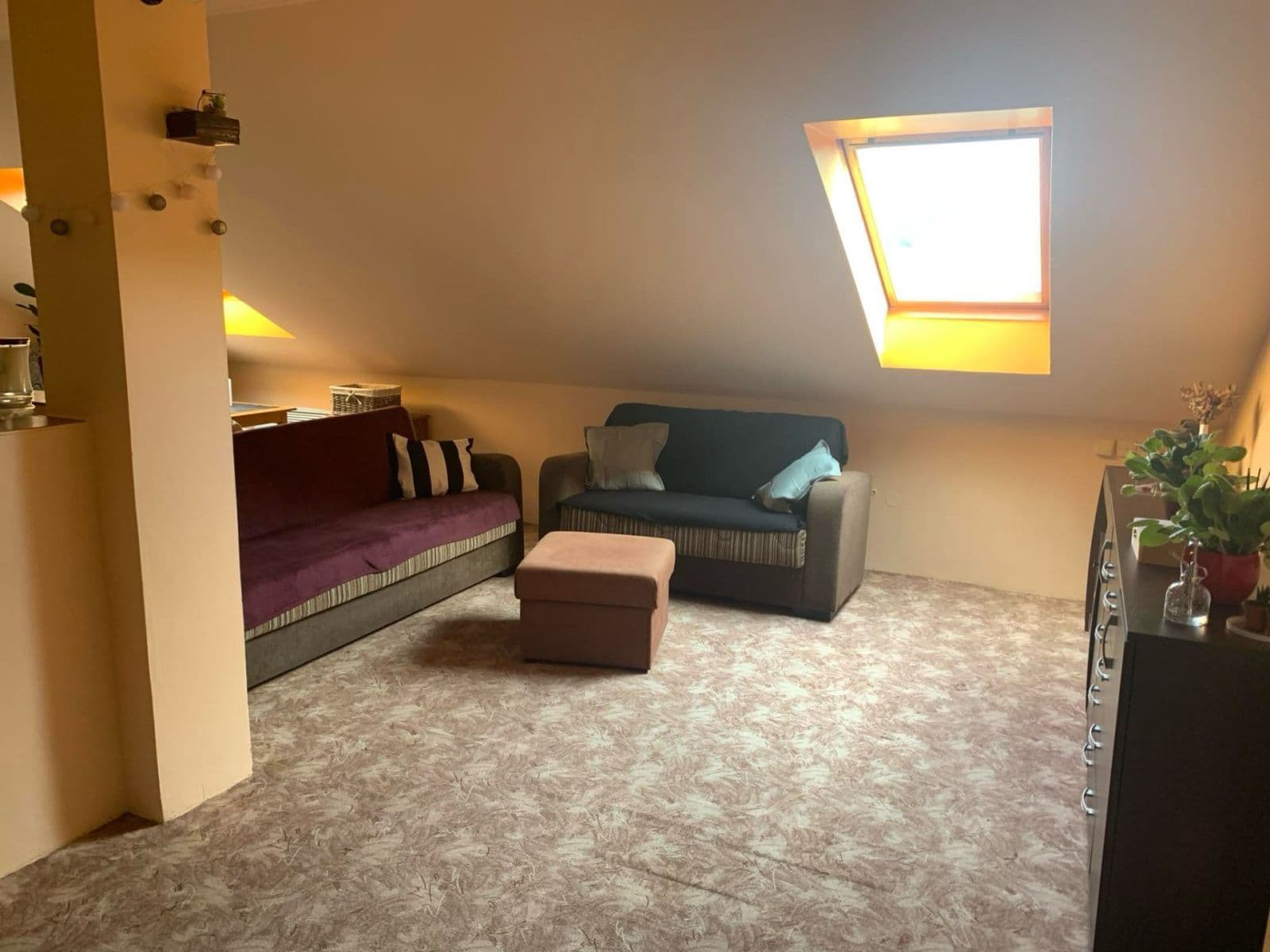 2 bedroom with open-plan kitchen flat to rent, 75 m², Na Vaňhově, Prague, Prague 2 bedroom with open-plan kitchen flat to rent, 75 m², Na Vaňhově, Prague, Prague