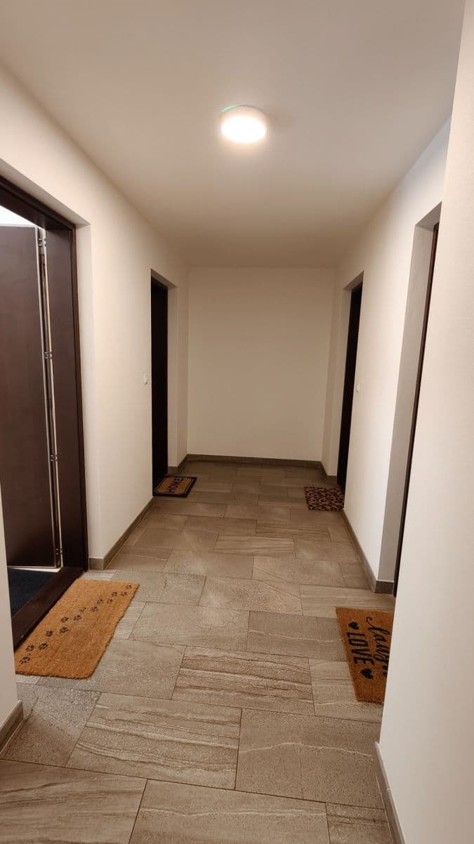 Studio flat to rent, 34 m², Toufarova, Prague, Prague Studio flat to rent, 34 m², Toufarova, Prague, Prague