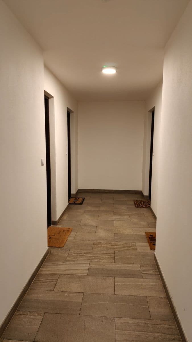 Studio flat to rent, 34 m², Toufarova, Prague, Prague Studio flat to rent, 34 m², Toufarova, Prague, Prague