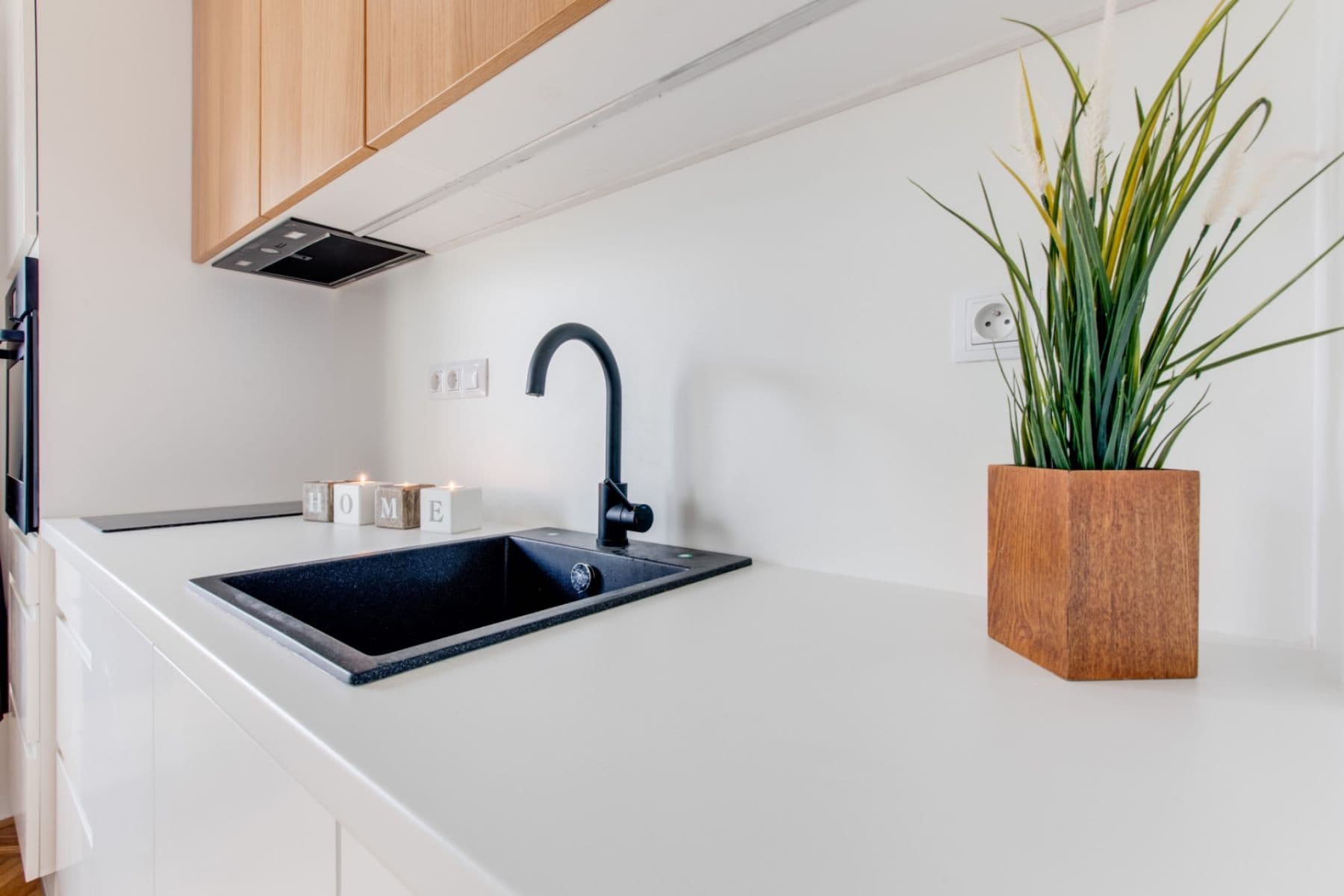 2 bedroom with open-plan kitchen flat to rent, 72 m², U Hranic, Prague, Prague 2 bedroom with open-plan kitchen flat to rent, 72 m², U Hranic, Prague, Prague