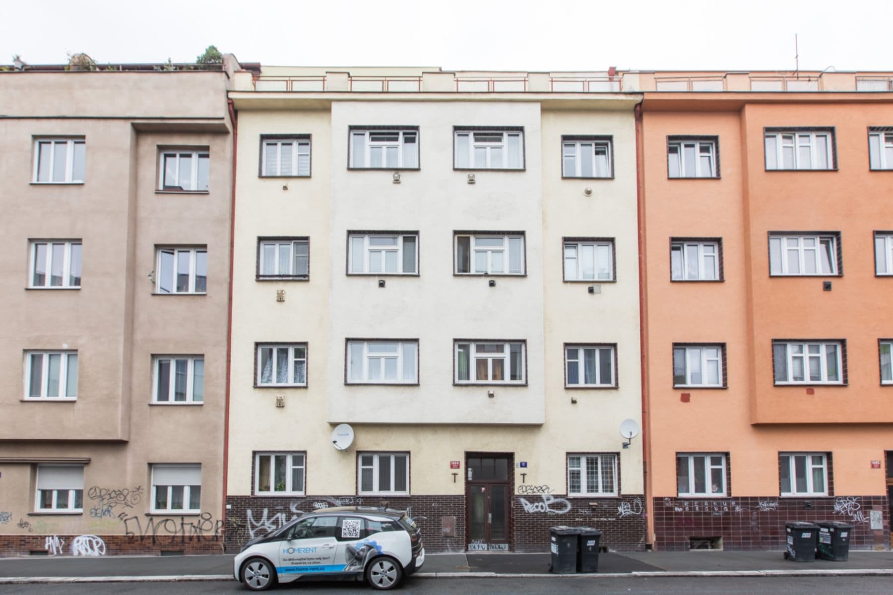 2 bedroom with open-plan kitchen flat to rent, 72 m², U Hranic, Prague, Prague 2 bedroom with open-plan kitchen flat to rent, 72 m², U Hranic, Prague, Prague