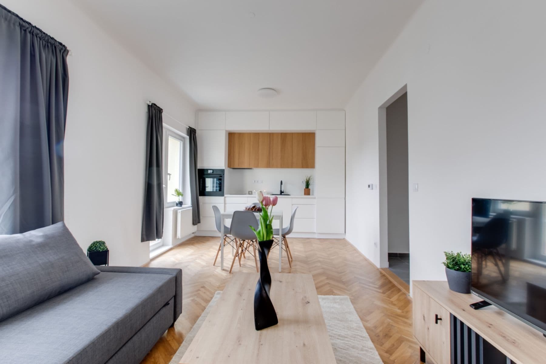 2 bedroom with open-plan kitchen flat to rent, 72 m², U Hranic, Prague, Prague 2 bedroom with open-plan kitchen flat to rent, 72 m², U Hranic, Prague, Prague