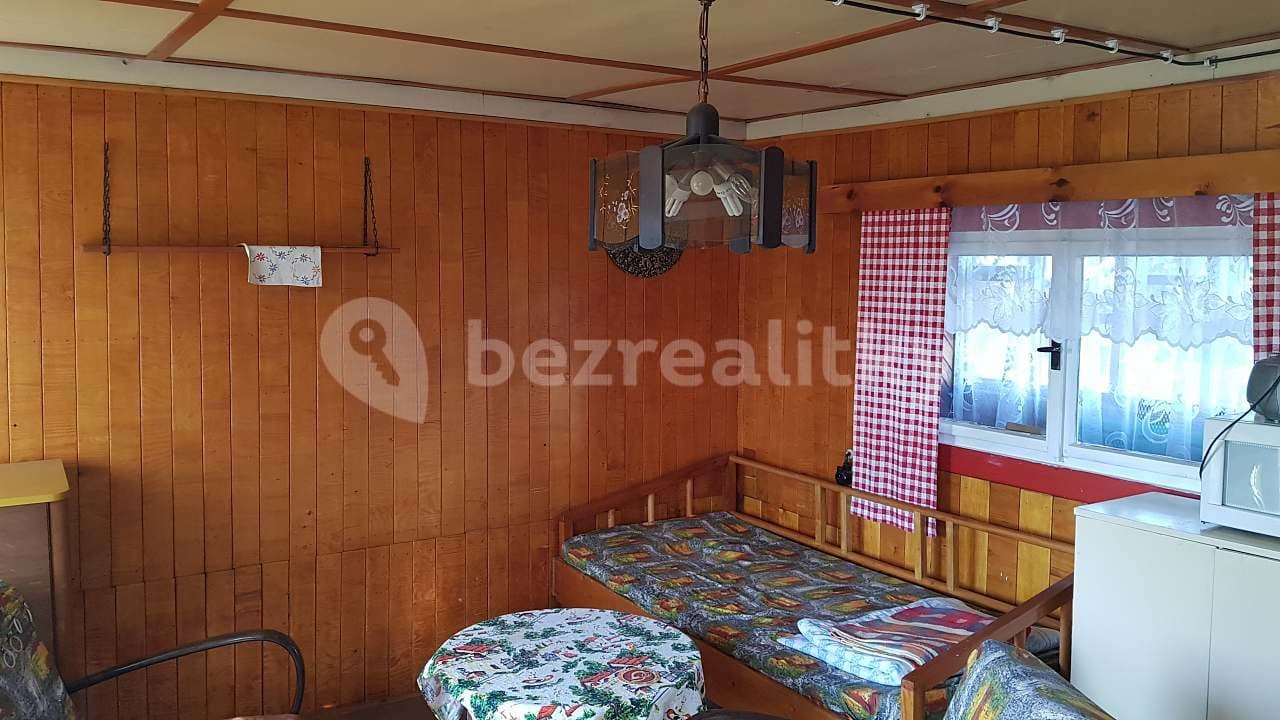 recreational property to rent, 0 m², Kostelec nad Labem, Středočeský Region recreational property to rent, 0 m², Kostelec nad Labem, Středočeský Region