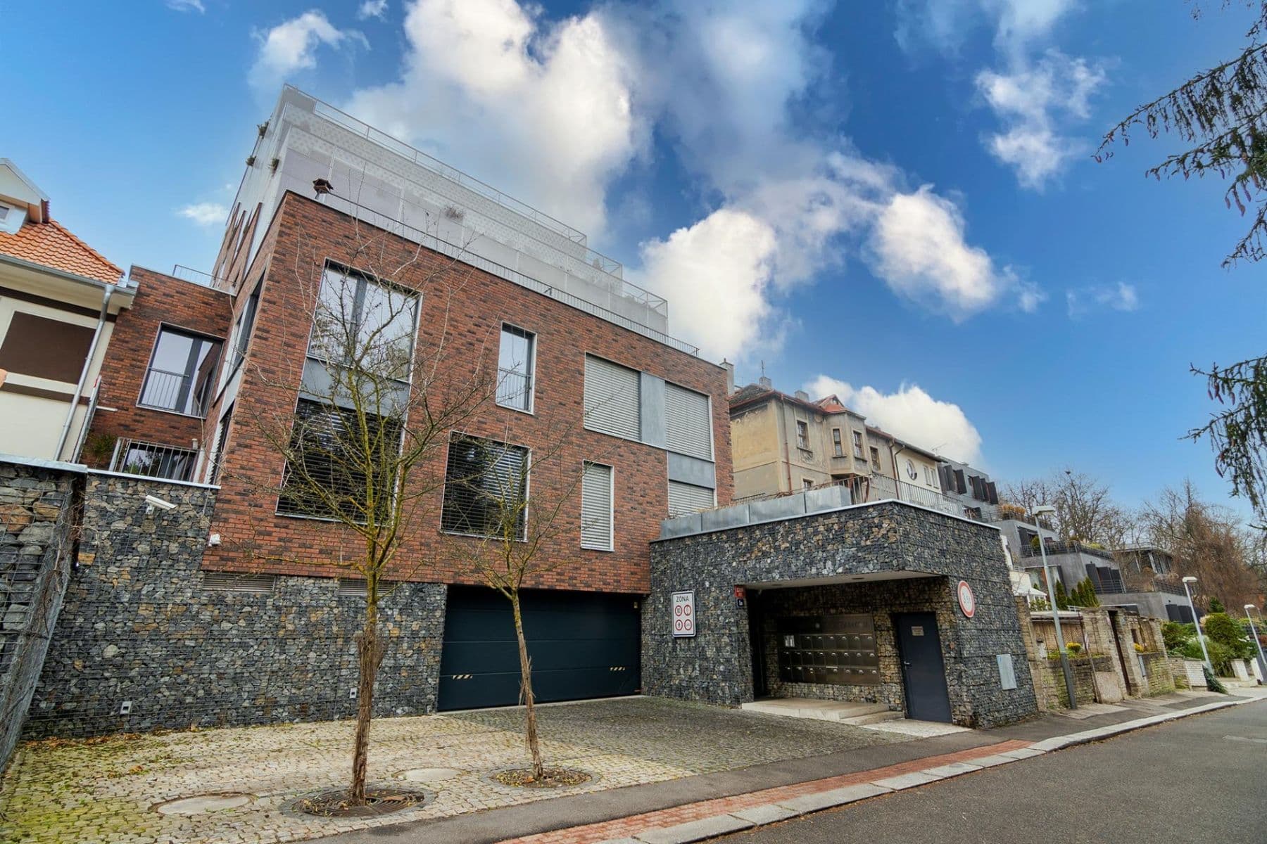 2 bedroom with open-plan kitchen flat for sale, 112 m², U Vojanky, Prague, Prague 2 bedroom with open-plan kitchen flat for sale, 112 m², U Vojanky, Prague, Prague