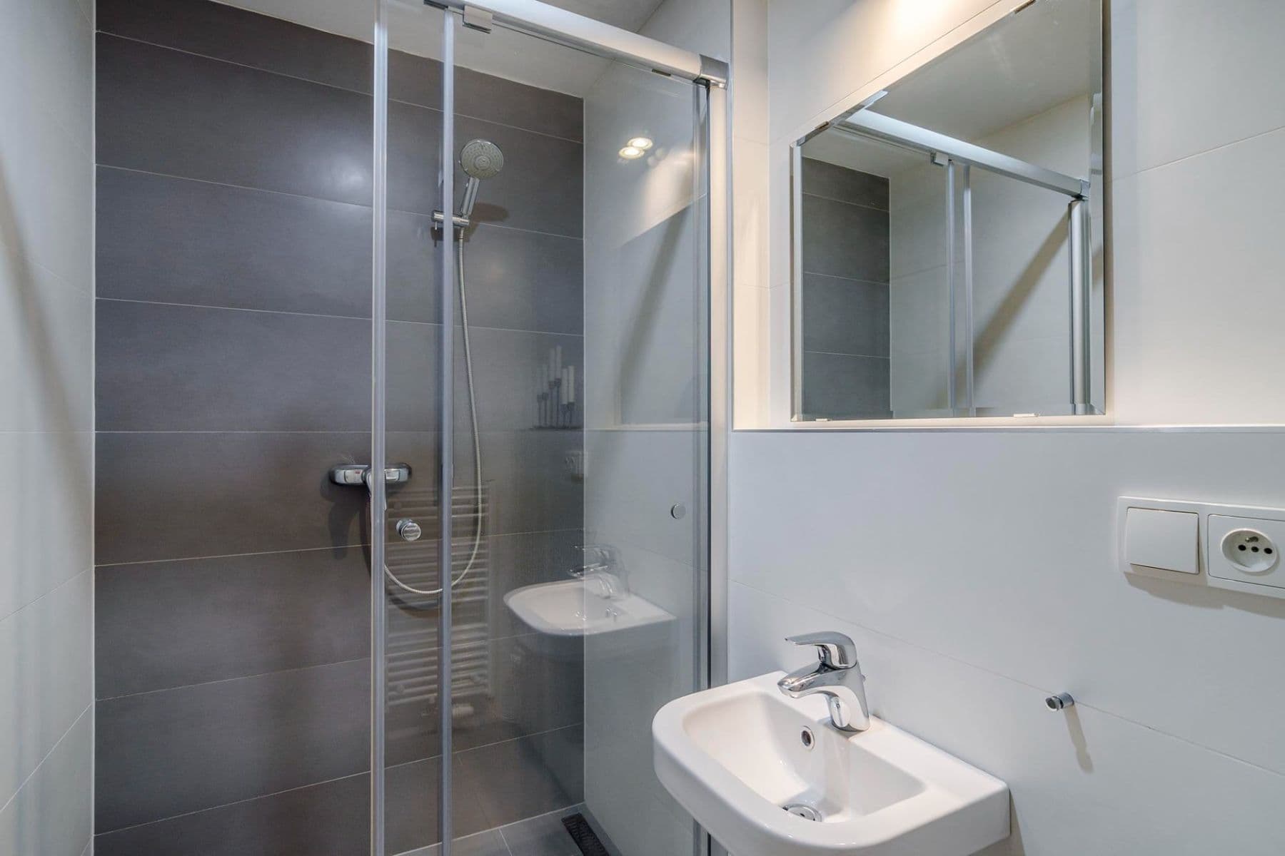 2 bedroom with open-plan kitchen flat for sale, 112 m², U Vojanky, Prague, Prague 2 bedroom with open-plan kitchen flat for sale, 112 m², U Vojanky, Prague, Prague