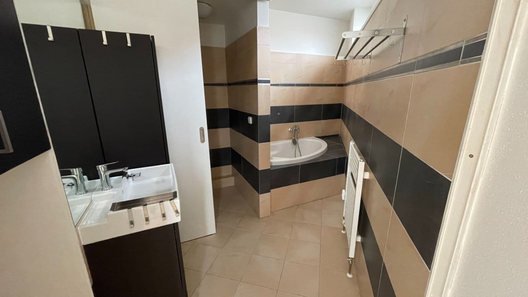 1 bedroom with open-plan kitchen flat to rent, 62 m², Skloněná, Prague, Prague 1 bedroom with open-plan kitchen flat to rent, 62 m², Skloněná, Prague, Prague