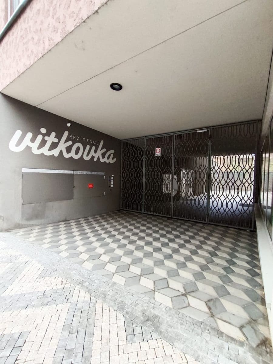 Studio flat to rent, 34 m², Hartigova, Prague, Prague Studio flat to rent, 34 m², Hartigova, Prague, Prague