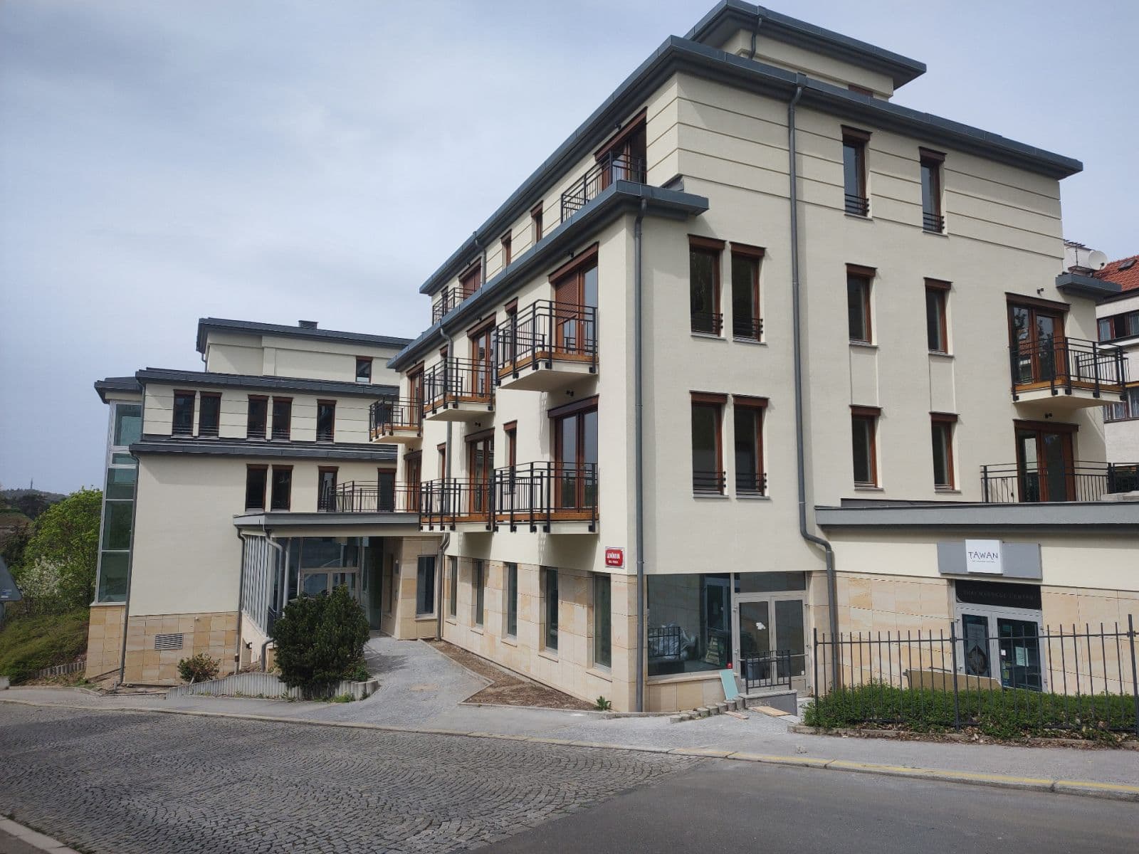 1 bedroom with open-plan kitchen flat to rent, 45 m², Lumírova, Prague, Prague 1 bedroom with open-plan kitchen flat to rent, 45 m², Lumírova, Prague, Prague