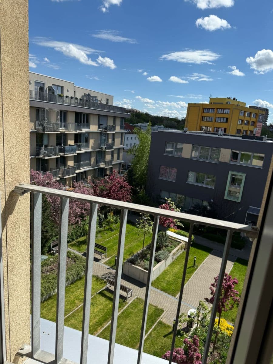 Studio flat to rent, 38 m², Olgy Havlové, Prague, Prague Studio flat to rent, 38 m², Olgy Havlové, Prague, Prague