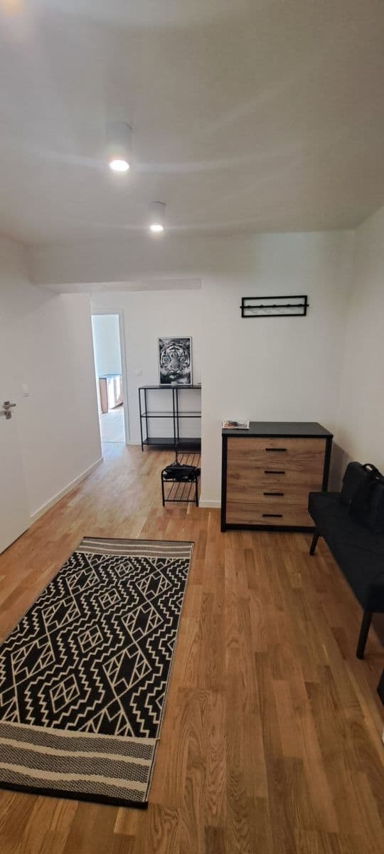 2 bedroom with open-plan kitchen flat to rent, 80 m², Cihlářská, Brno, Jihomoravský Region 2 bedroom with open-plan kitchen flat to rent, 80 m², Cihlářská, Brno, Jihomoravský Region