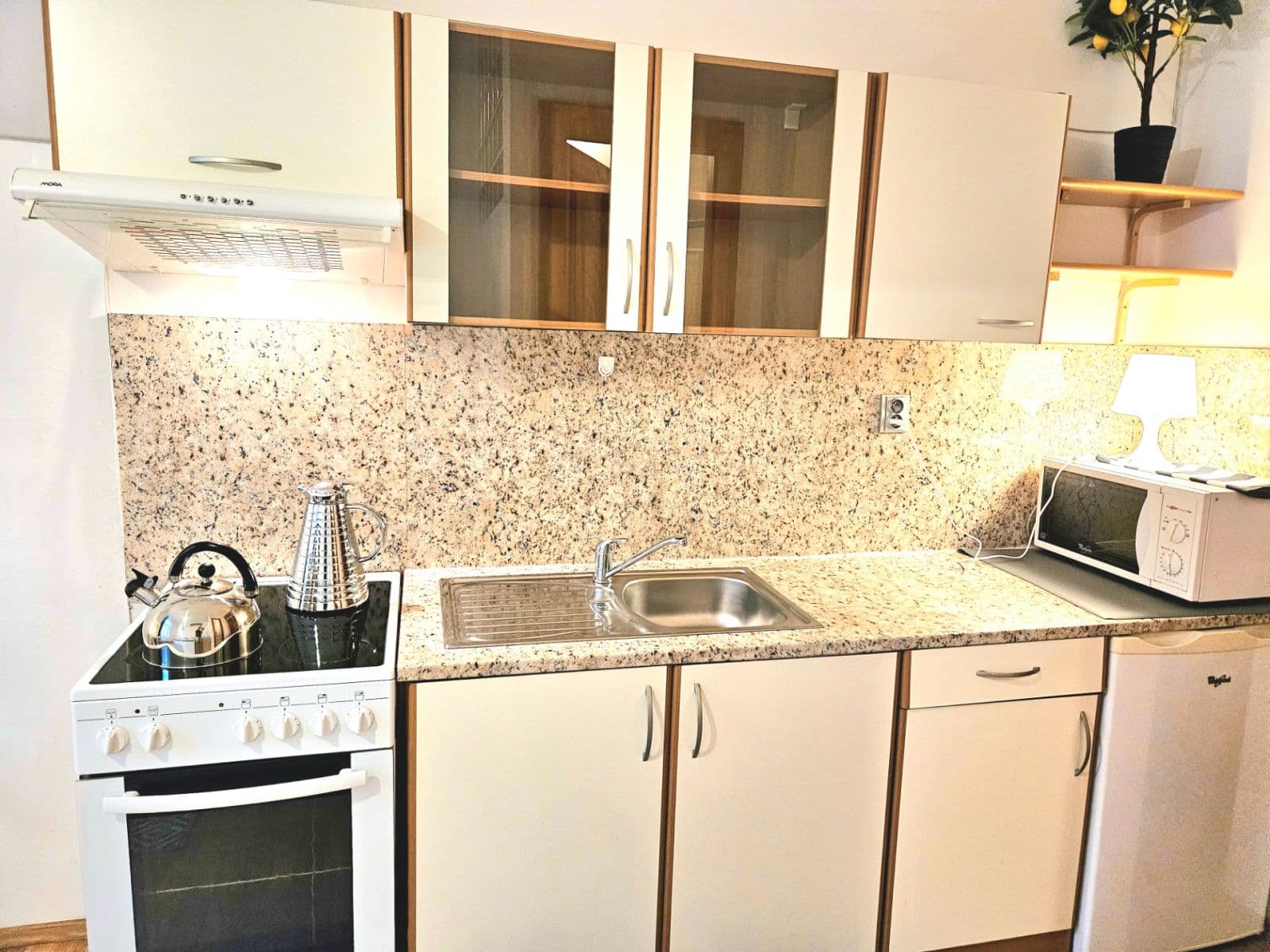 Studio flat to rent, 23 m², Vlkova, Prague, Prague Studio flat to rent, 23 m², Vlkova, Prague, Prague
