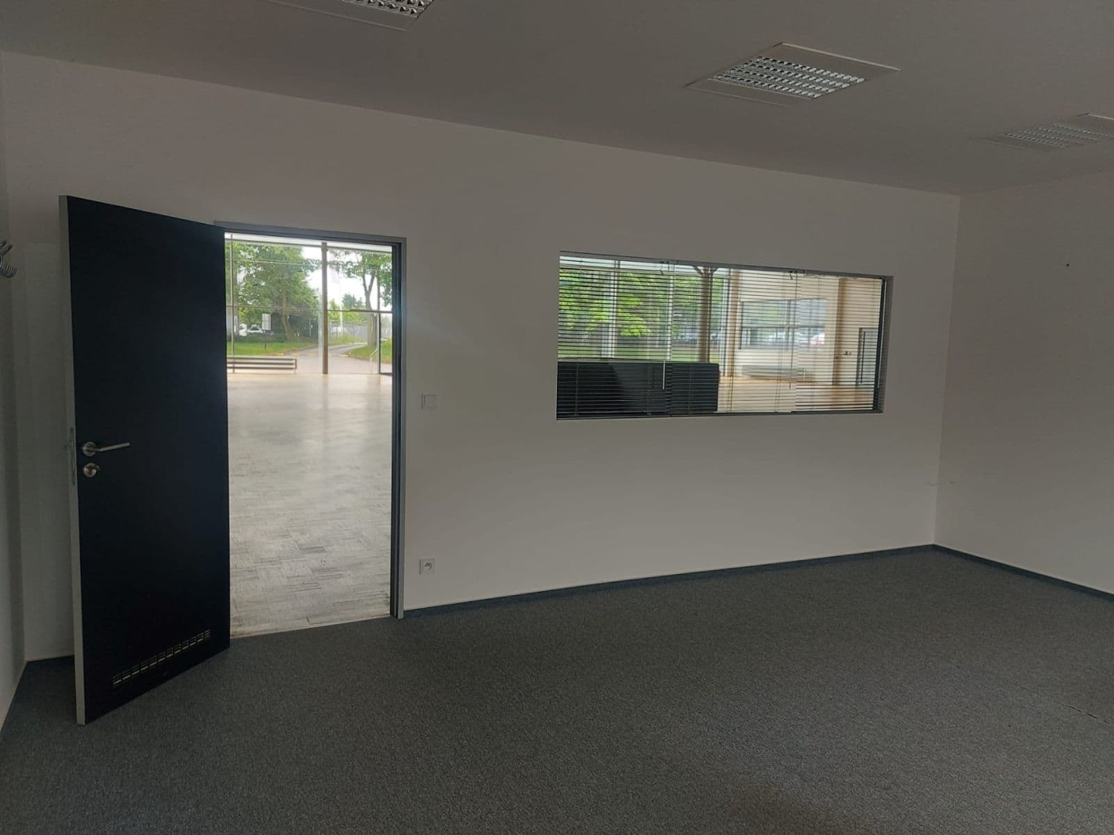 non-residential property to rent, 1,462 m², Za Mototechnou, Prague, Prague non-residential property to rent, 1,462 m², Za Mototechnou, Prague, Prague