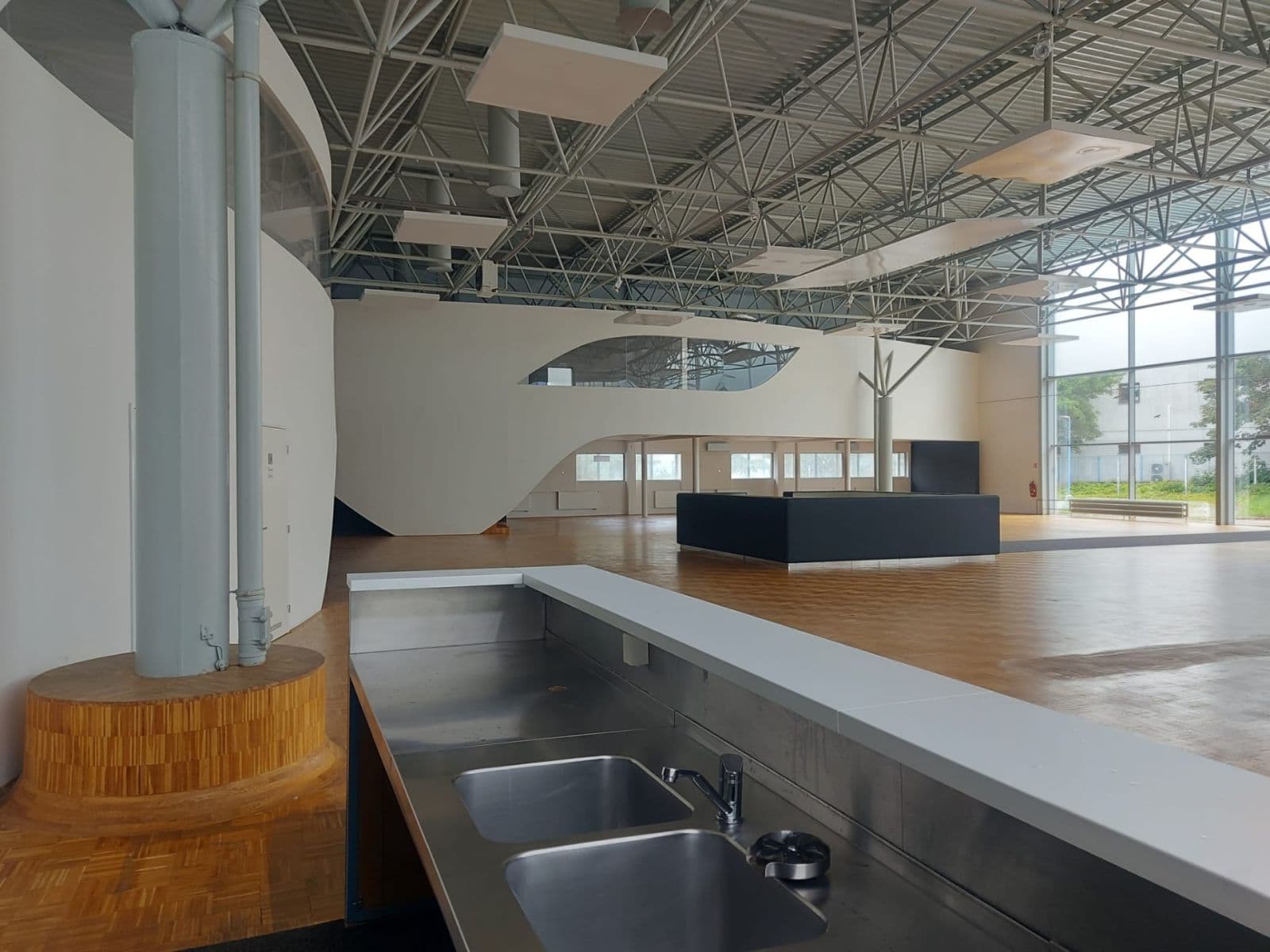 non-residential property to rent, 1,462 m², Za Mototechnou, Prague, Prague non-residential property to rent, 1,462 m², Za Mototechnou, Prague, Prague