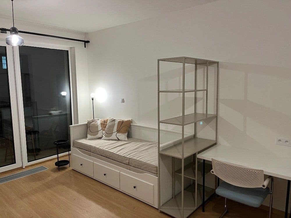 Studio flat to rent, 32 m², Poděbradská, Prague, Prague Studio flat to rent, 32 m², Poděbradská, Prague, Prague