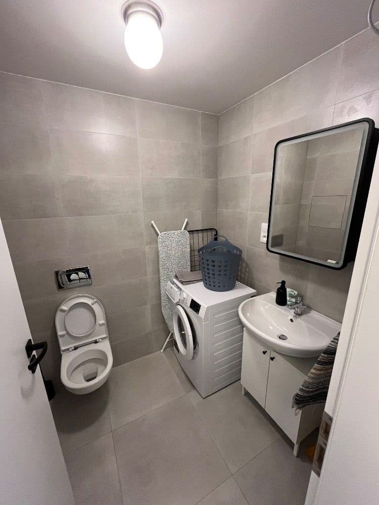 Studio flat to rent, 32 m², Poděbradská, Prague, Prague Studio flat to rent, 32 m², Poděbradská, Prague, Prague