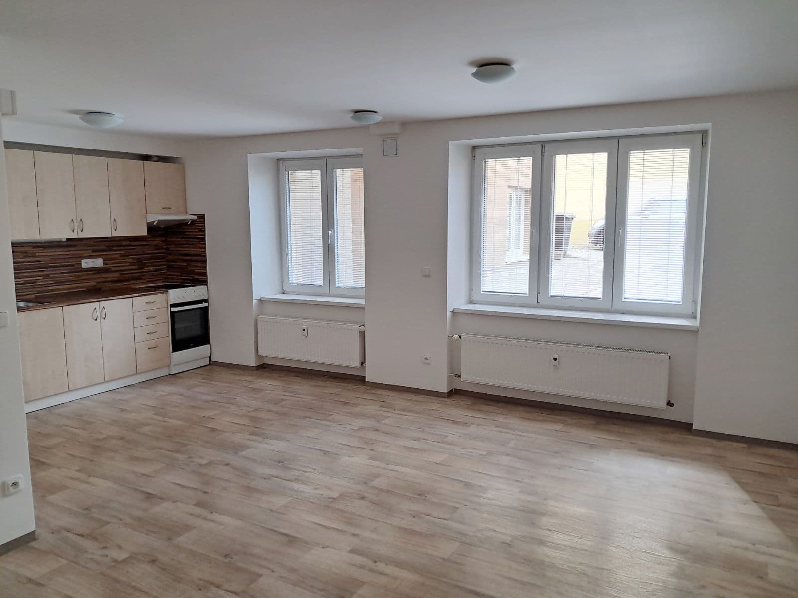 1 bedroom with open-plan kitchen flat to rent, 47 m², Karáskovo náměstí, Brno, Jihomoravský Region 1 bedroom with open-plan kitchen flat to rent, 47 m², Karáskovo náměstí, Brno, Jihomoravský Region