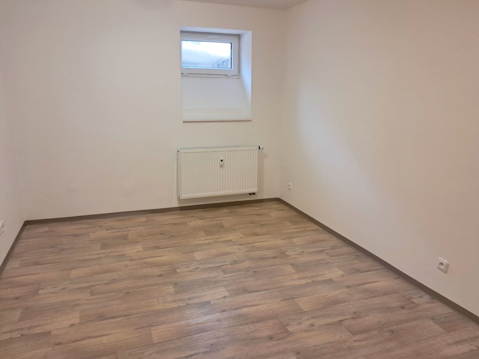 1 bedroom with open-plan kitchen flat to rent, 47 m², Karáskovo náměstí, Brno, Jihomoravský Region 1 bedroom with open-plan kitchen flat to rent, 47 m², Karáskovo náměstí, Brno, Jihomoravský Region