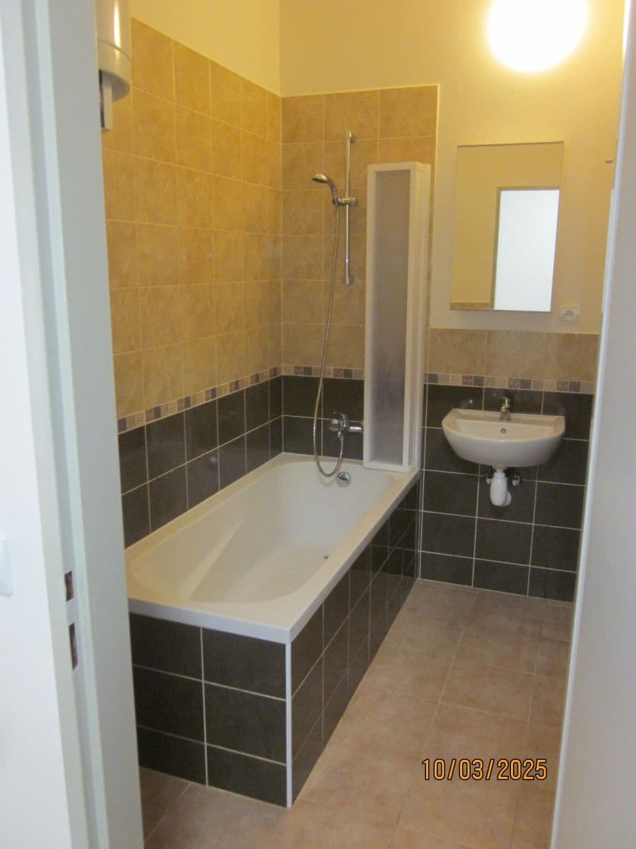 1 bedroom flat to rent, 50 m², 5. května, Prague, Prague 1 bedroom flat to rent, 50 m², 5. května, Prague, Prague