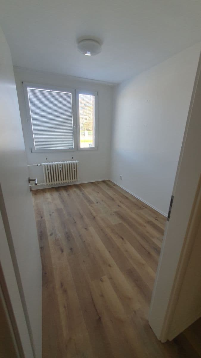 2 bedroom with open-plan kitchen flat to rent, 57 m², Novodvorská, Prague, Prague 2 bedroom with open-plan kitchen flat to rent, 57 m², Novodvorská, Prague, Prague