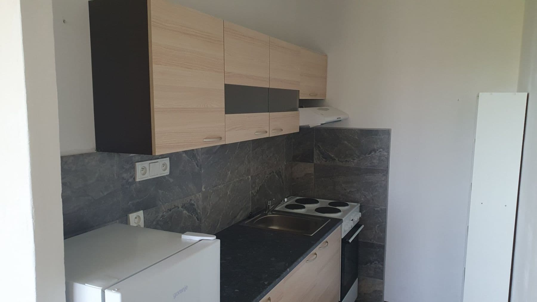 1 bedroom with open-plan kitchen flat to rent, 46 m², Moldavská, Brno, Jihomoravský Region 1 bedroom with open-plan kitchen flat to rent, 46 m², Moldavská, Brno, Jihomoravský Region
