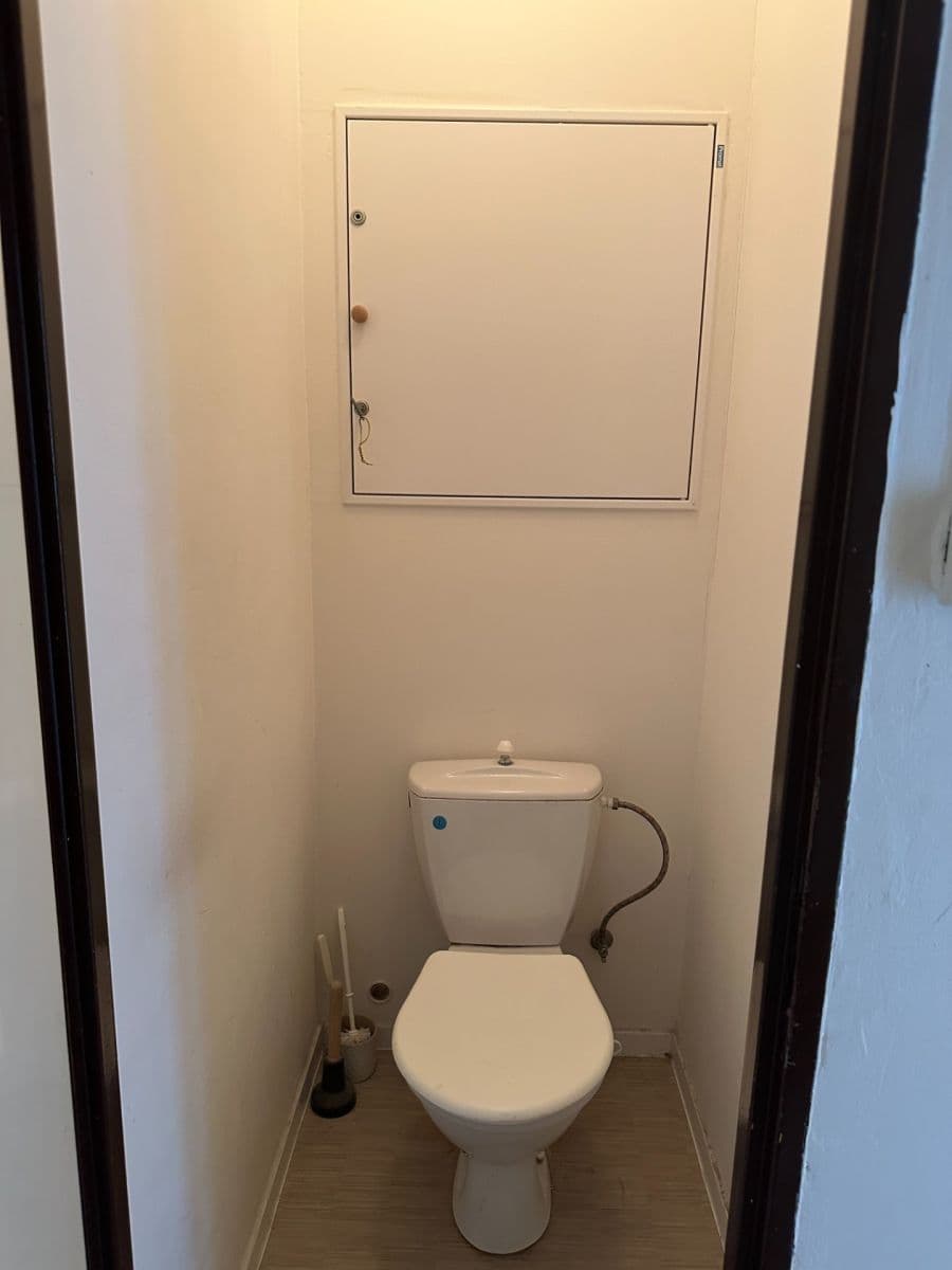 1 bedroom flat to rent, 38 m², Třeboradická, Prague, Prague 1 bedroom flat to rent, 38 m², Třeboradická, Prague, Prague