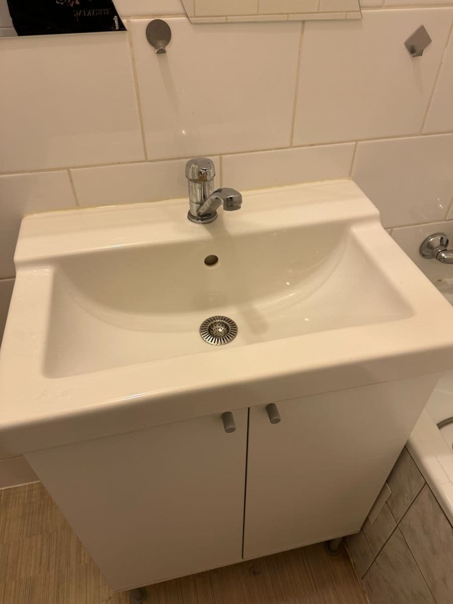 1 bedroom flat to rent, 38 m², Třeboradická, Prague, Prague 1 bedroom flat to rent, 38 m², Třeboradická, Prague, Prague