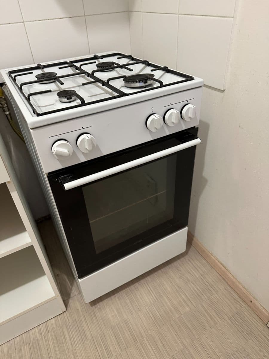 1 bedroom flat to rent, 38 m², Třeboradická, Prague, Prague 1 bedroom flat to rent, 38 m², Třeboradická, Prague, Prague