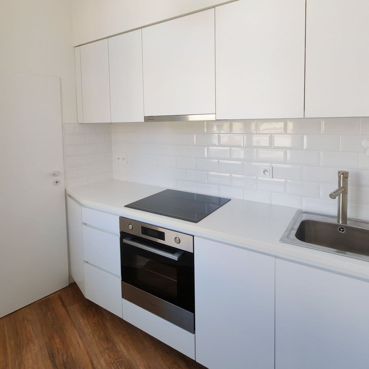 3 bedroom with open-plan kitchen flat to rent, 112 m², Pštrossova, Prague, Prague 3 bedroom with open-plan kitchen flat to rent, 112 m², Pštrossova, Prague, Prague