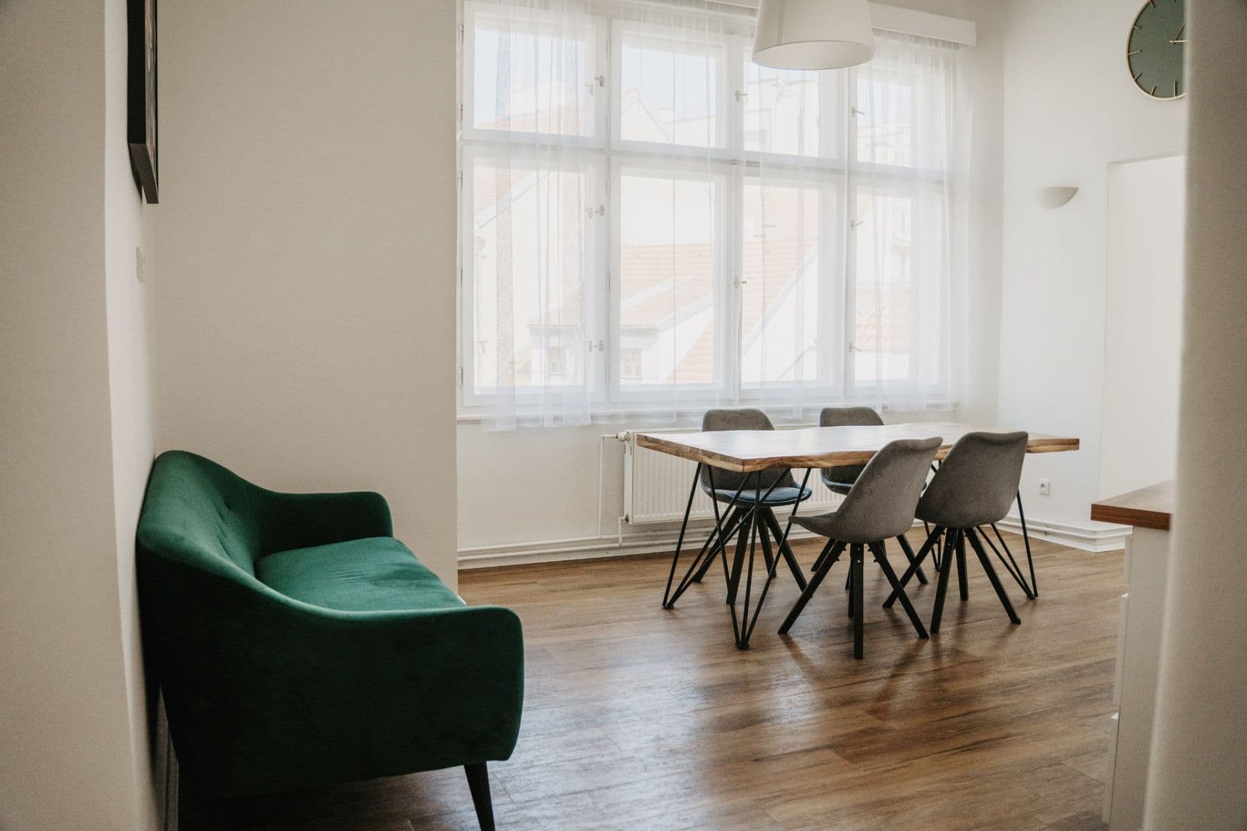 3 bedroom with open-plan kitchen flat to rent, 112 m², Pštrossova, Prague, Prague 3 bedroom with open-plan kitchen flat to rent, 112 m², Pštrossova, Prague, Prague