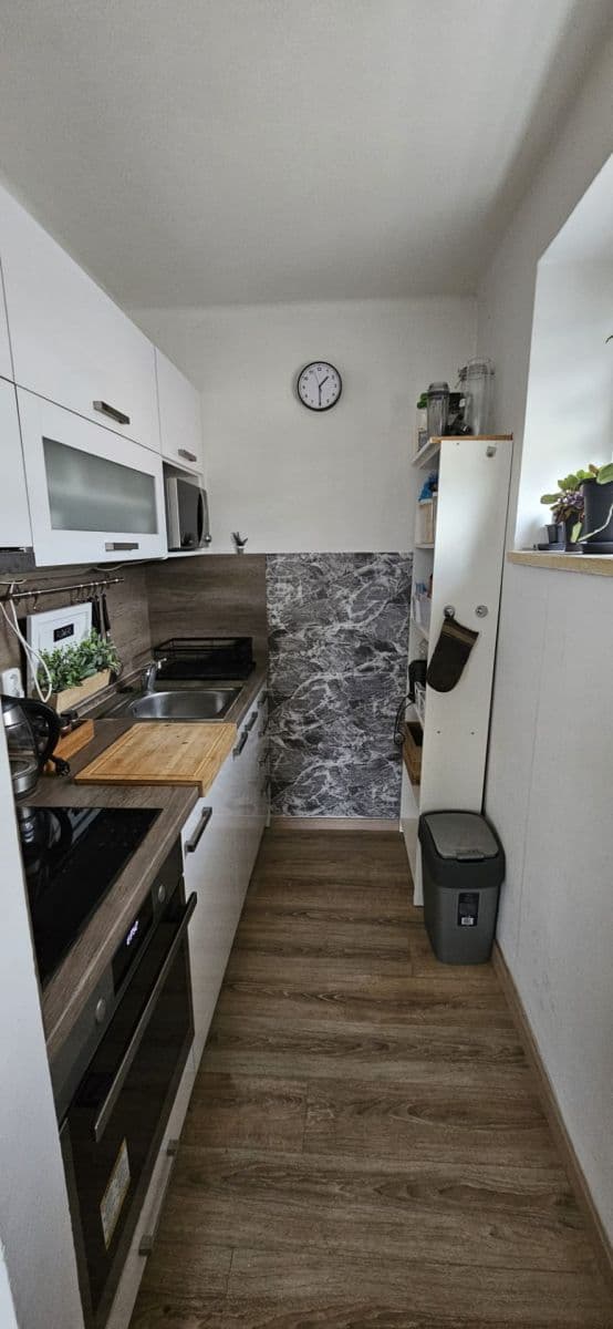 1 bedroom flat to rent, 33 m², Třída Míru, Beroun, Středočeský Region 1 bedroom flat to rent, 33 m², Třída Míru, Beroun, Středočeský Region