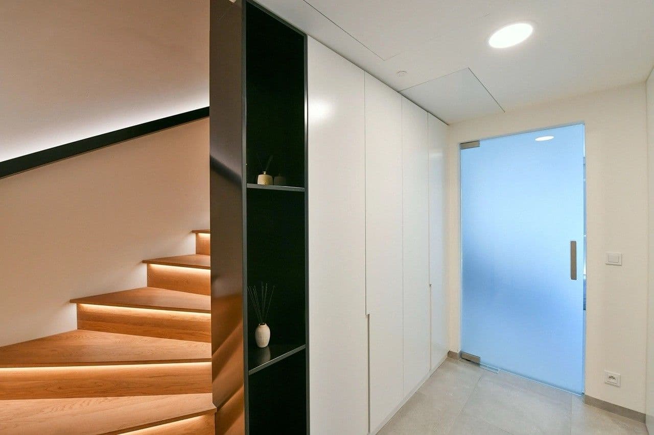 2 bedroom with open-plan kitchen flat to rent, 83 m², Petržílkova, Prague, Prague 2 bedroom with open-plan kitchen flat to rent, 83 m², Petržílkova, Prague, Prague