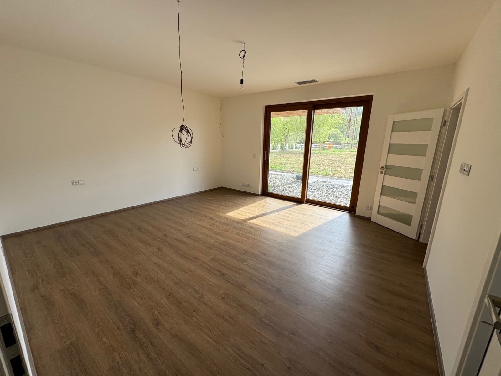 house to rent, 296 m², Kunice, Středočeský Region house to rent, 296 m², Kunice, Středočeský Region