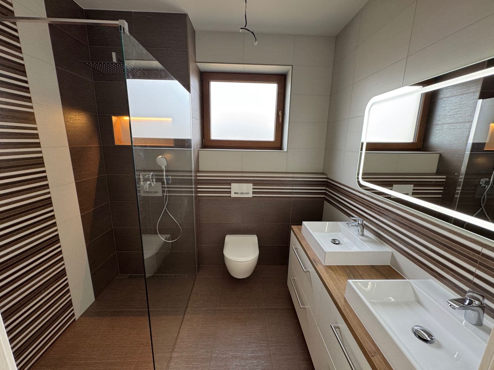 house to rent, 296 m², Kunice, Středočeský Region house to rent, 296 m², Kunice, Středočeský Region