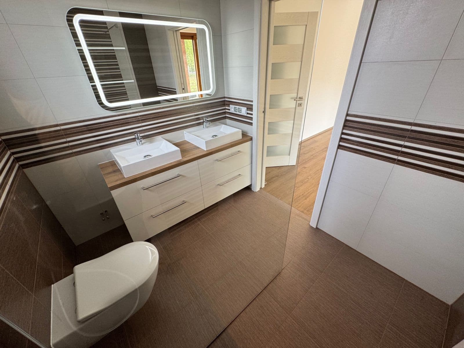 house to rent, 296 m², Kunice, Středočeský Region house to rent, 296 m², Kunice, Středočeský Region