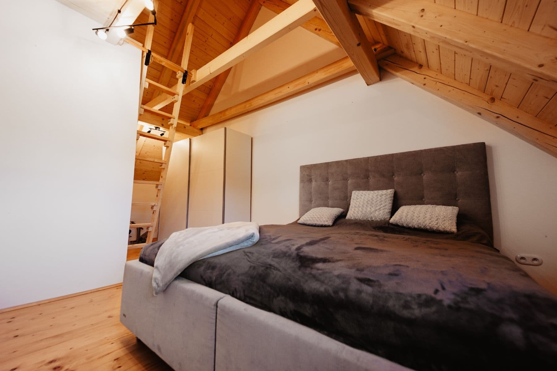 house for sale, 425 m², Lužany, Královéhradecký Region house for sale, 425 m², Lužany, Královéhradecký Region