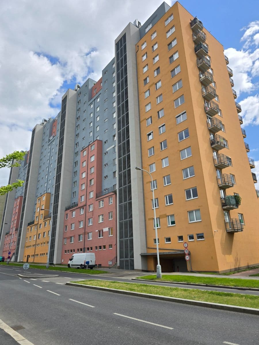 garage to rent, 14 m², Hnězdenská, Prague, Prague garage to rent, 14 m², Hnězdenská, Prague, Prague