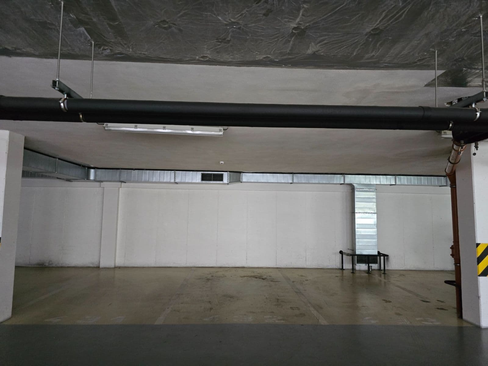 garage to rent, 14 m², Hnězdenská, Prague, Prague garage to rent, 14 m², Hnězdenská, Prague, Prague