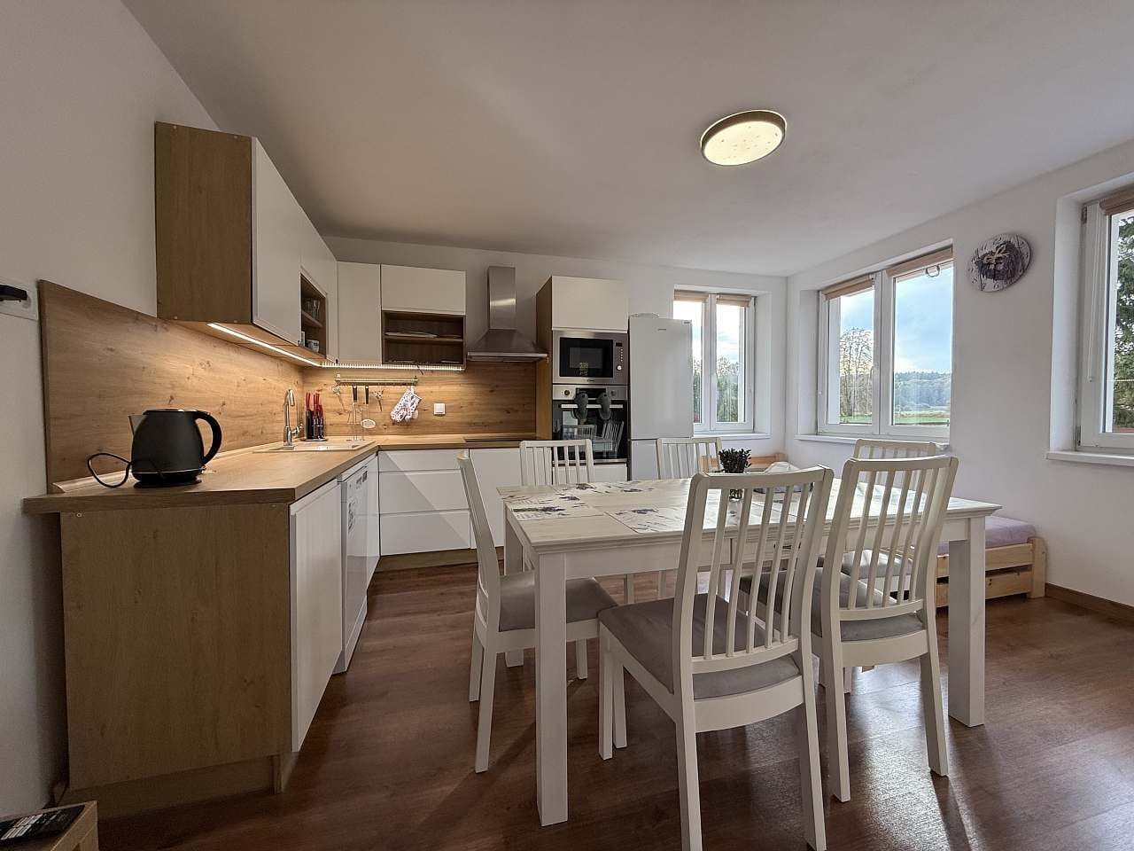 recreational property to rent, 0 m², Protivín, Jihočeský Region recreational property to rent, 0 m², Protivín, Jihočeský Region