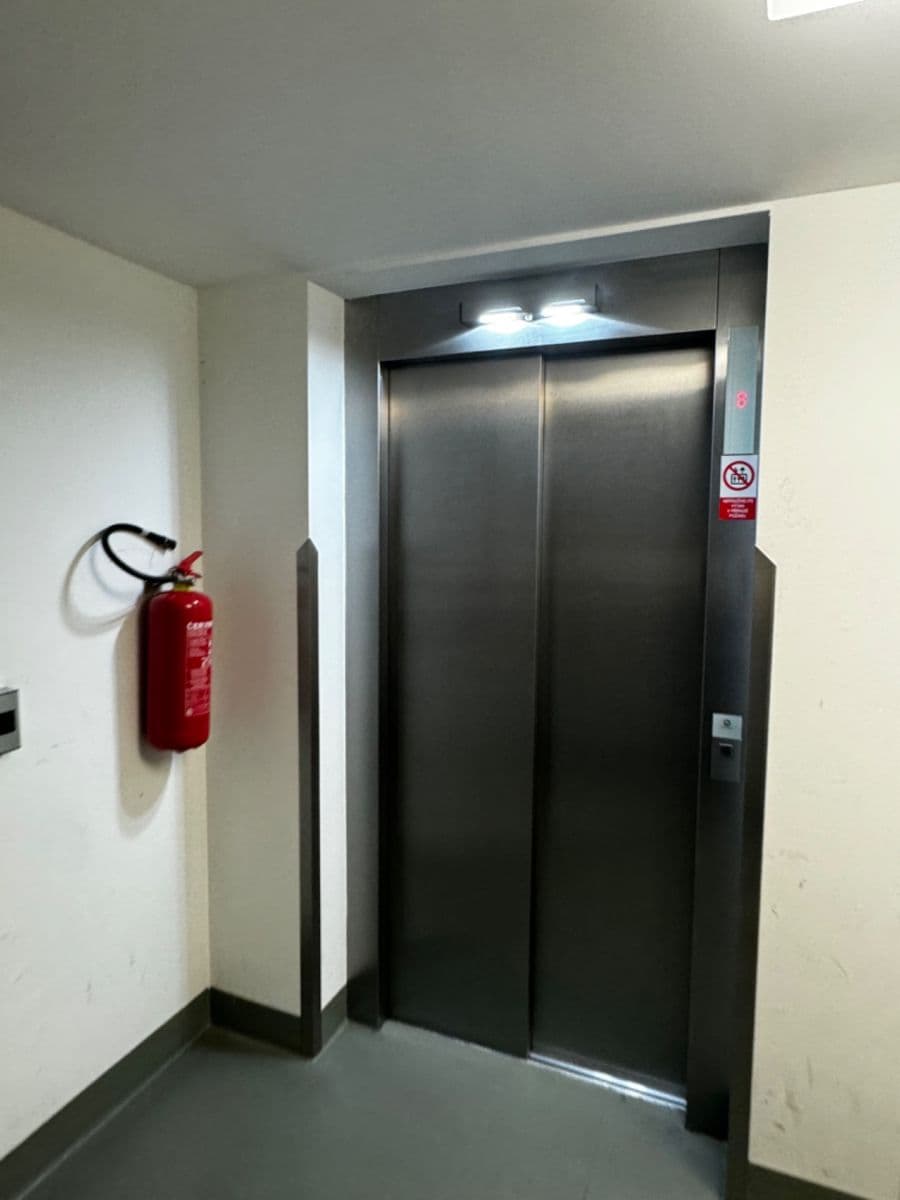 garage to rent, 12 m², Prague, Prague garage to rent, 12 m², Prague, Prague