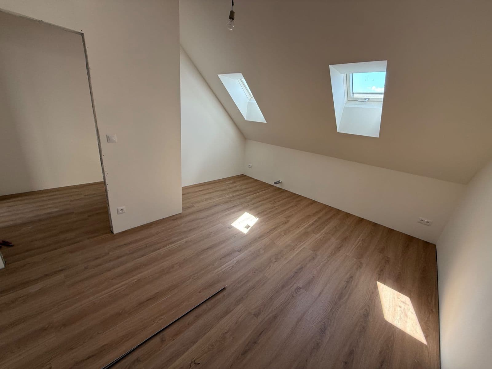 1 bedroom with open-plan kitchen flat to rent, 87 m², Chodská, Prague, Prague 1 bedroom with open-plan kitchen flat to rent, 87 m², Chodská, Prague, Prague