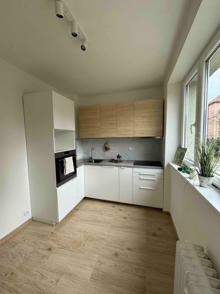 1 bedroom flat to rent, 40 m², Marie Pujmanové, Most, Ústecký Region 1 bedroom flat to rent, 40 m², Marie Pujmanové, Most, Ústecký Region