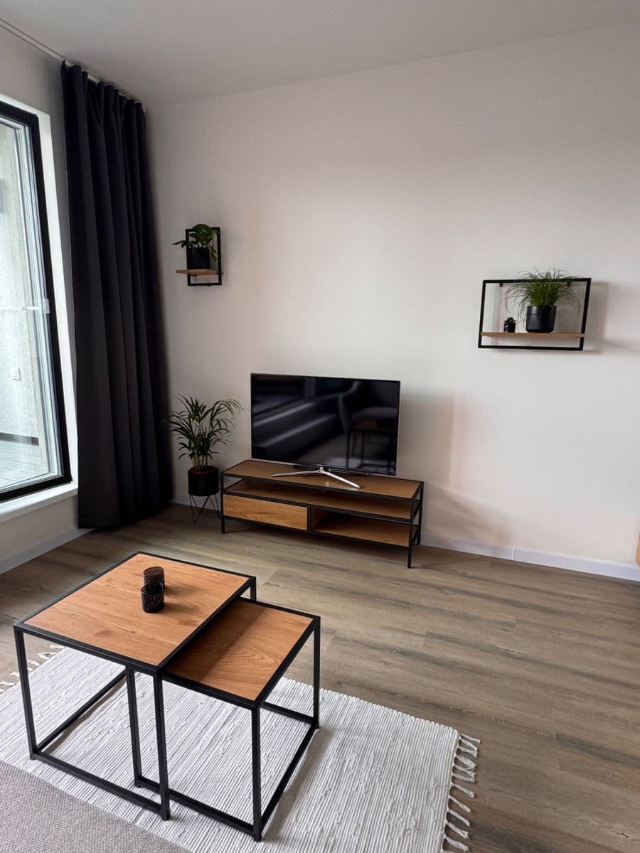 Studio flat to rent, 39 m², Hrabovská, Prague, Prague Studio flat to rent, 39 m², Hrabovská, Prague, Prague