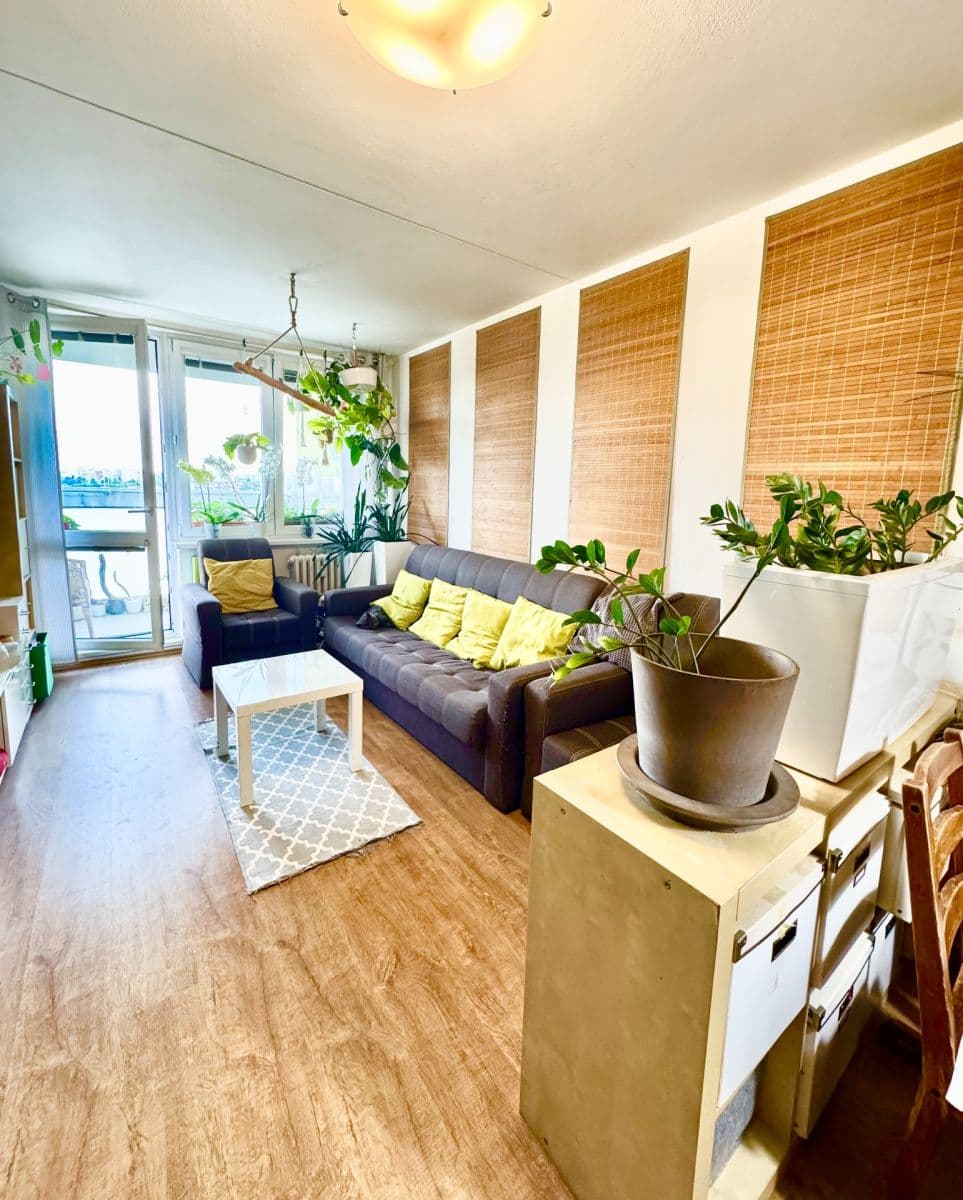 2 bedroom with open-plan kitchen flat for sale, 77 m², Volutová, Prague, Prague 2 bedroom with open-plan kitchen flat for sale, 77 m², Volutová, Prague, Prague