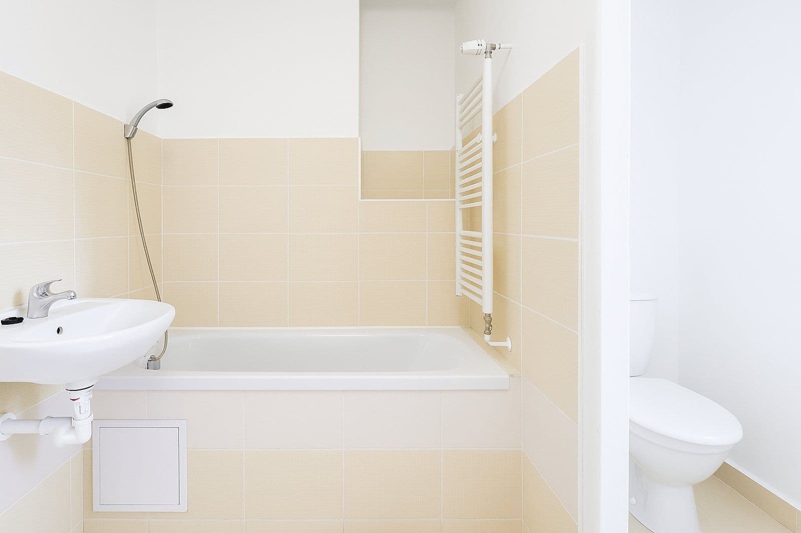 3 bedroom flat to rent, 70 m², Anglická, Havířov, Moravskoslezský Region 3 bedroom flat to rent, 70 m², Anglická, Havířov, Moravskoslezský Region